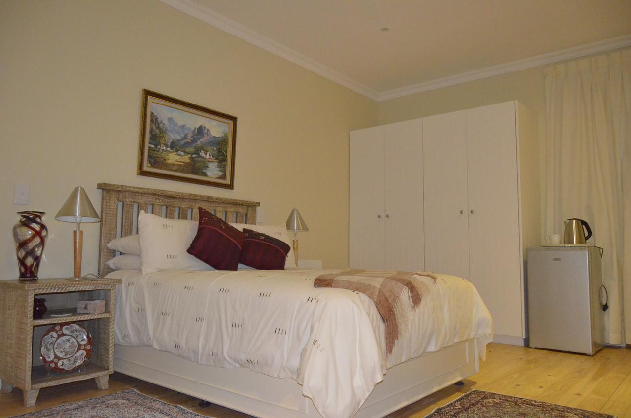 Harmony Place Hotell Hermanus Eksteriør bilde
